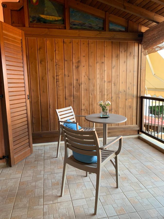 Yulia Guest House Ouranoupoli Extérieur photo