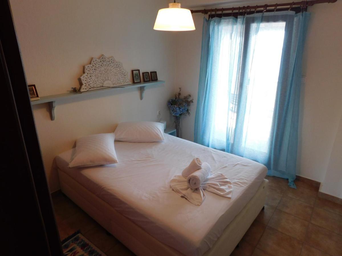 Yulia Guest House Ouranoupoli Extérieur photo