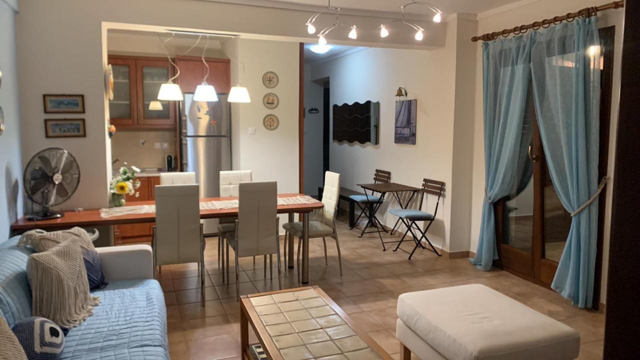 Yulia Guest House Ouranoupoli Extérieur photo